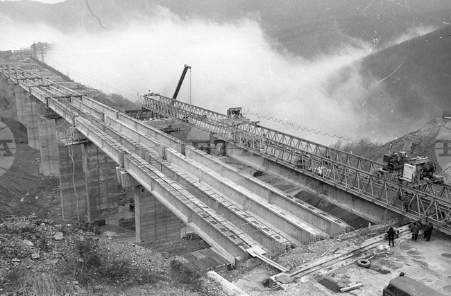 Строеж на автомагистрала „Хемус“