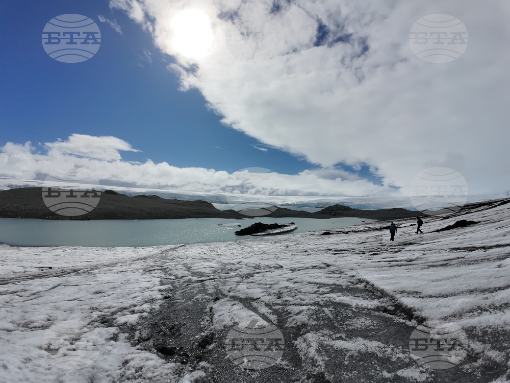 Антарктида - българска антарктическа експедиция - геология