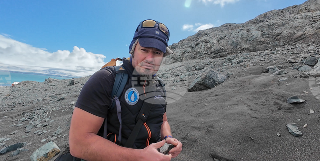 Антарктида - българска антарктическа експедиция - геология - доц. Стоян Георгиев - интервю