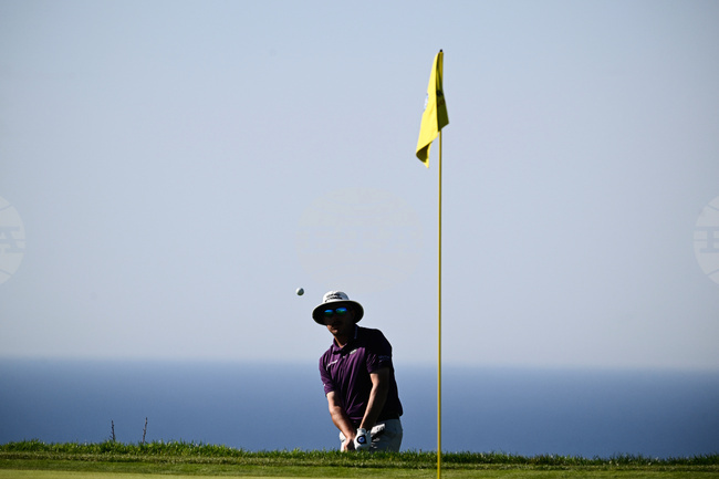 APTOPIX Farmers Insurance Open Golf