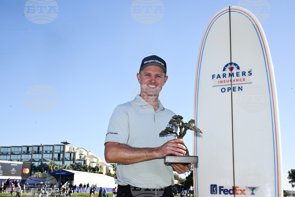 Farmers Insurance Open Golf