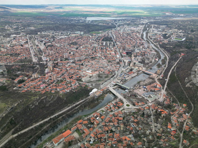 Температурен рекорд от 20 градуса е отчетен днес в Ловеч