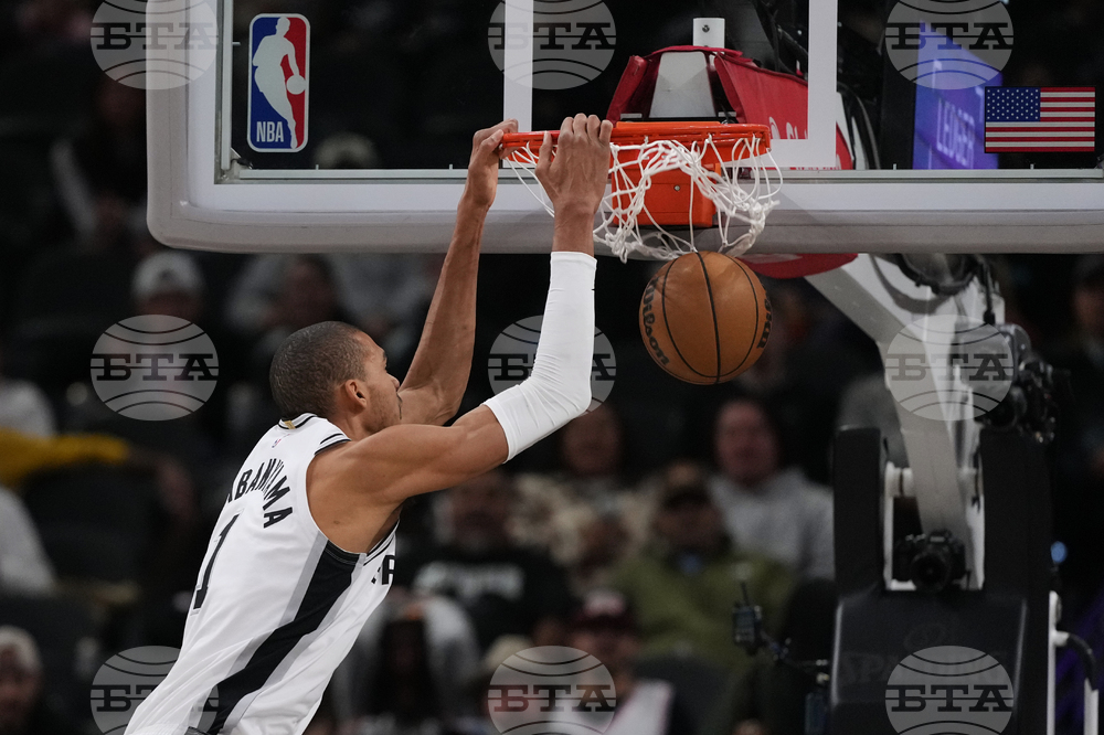 Magic Spurs Basketball