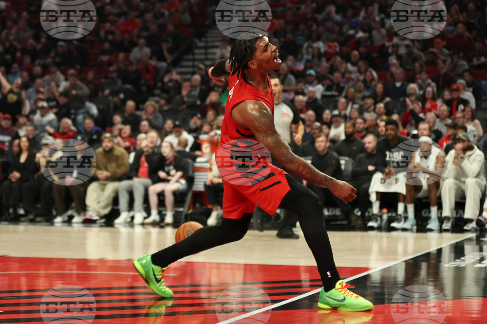Cavaliers Trail Blazers Basketball