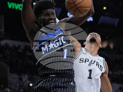 Magic Spurs Basketball