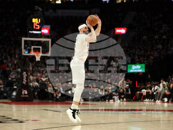 Cavaliers Trail Blazers Basketball