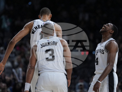 Magic Spurs Basketball