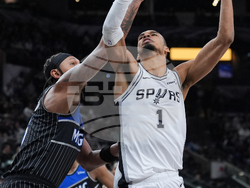 Magic Spurs Basketball