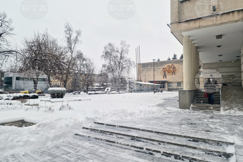 Разград - зима - обстановка