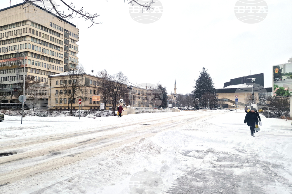 Разград - зима - обстановка