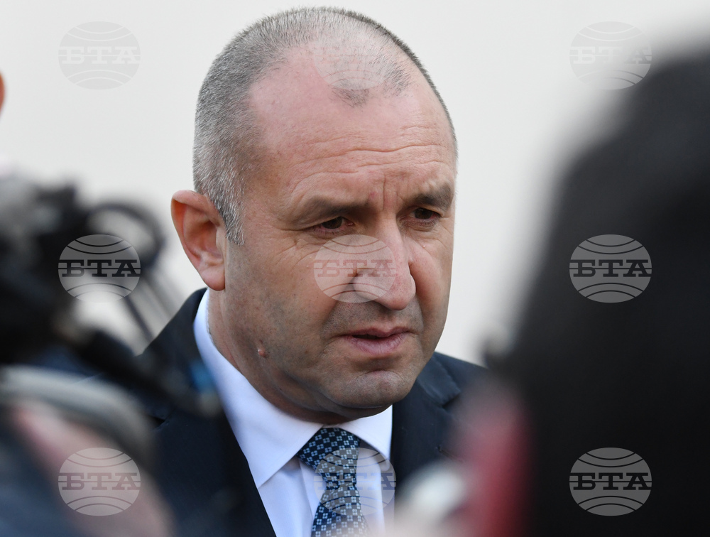 If Anyone Approves Weapons Supply to Ukraine, They Must Explain the Risks, Says President Radev