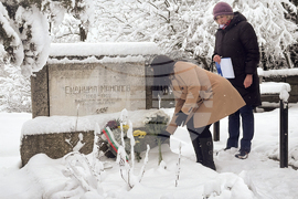 Казанлък - Емануил Манолов - годишнина