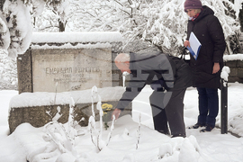 Казанлък - Емануил Манолов - годишнина