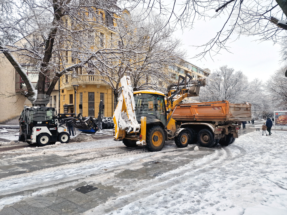 Стара Загора - сняг - почистване