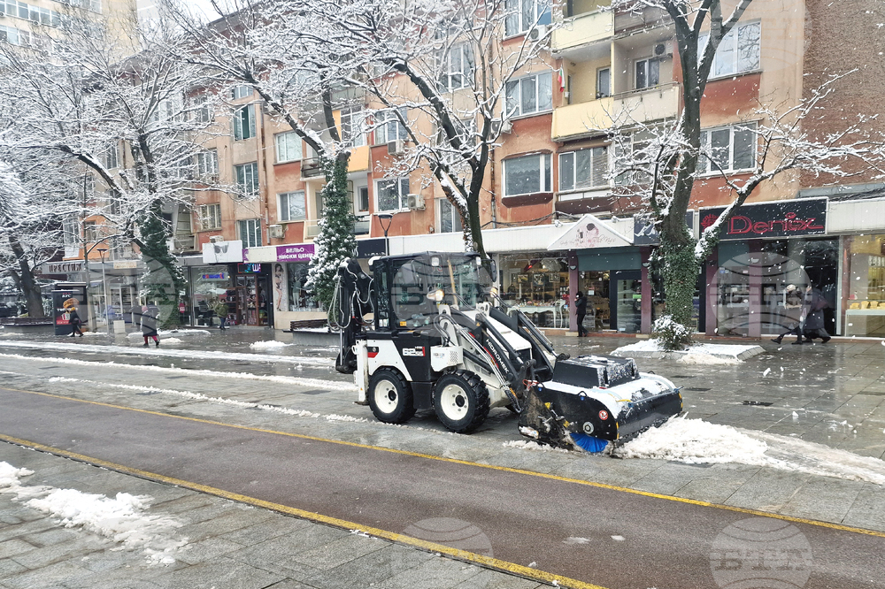 Стара Загора - сняг - почистване