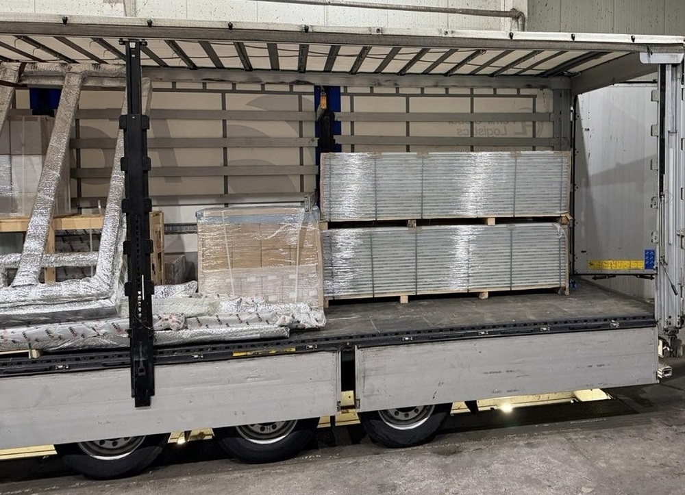 Контрабанда на цигари за 100 хил. евро спряха митничари на ГКПП "Лесово"