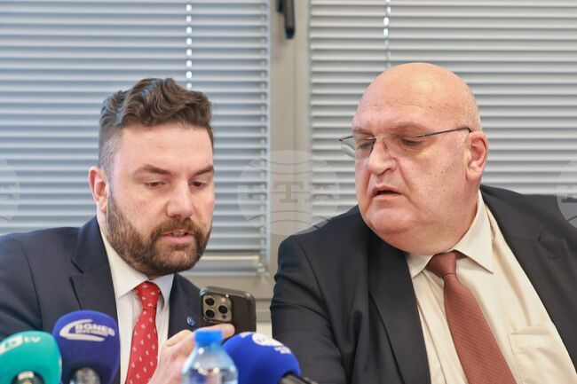 Над 900 млн. евро повече ще има в здравеопазването, ако държавата плаща пълната вноска за лицата, които осигурява, каза икономистът Аркади Шарков