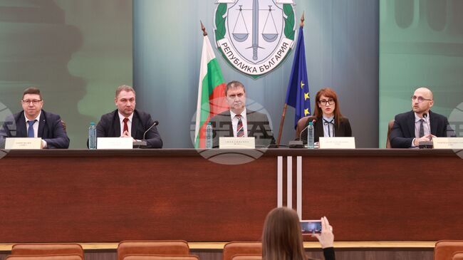 Трима души са с обвинения и с наложена мярка „подписка“ след акцията срещу три от най-големите торент платформи, базирани в ЕС