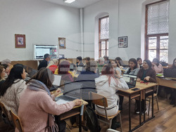 Разград - Профилирана гимназия с преподаване на чужди езици - обучение