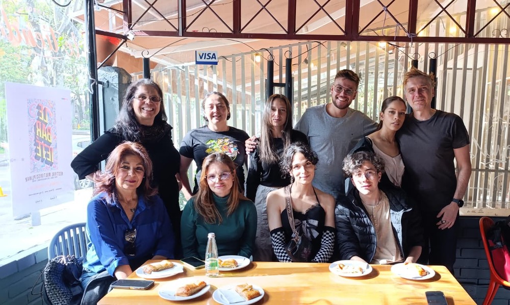 Първата за годината сбирка, част от инициативата „Кафе с цел“, се състоя в Богота, Колумбия