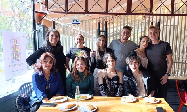 Първата за годината сбирка, част от инициативата „Кафе с цел“, се състоя в Богота, Колумбия