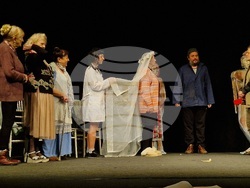 „Артисти със сребро в косите“ представят „Човекоядката", снимки – Даниел Димитров/БТА