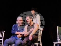 „Артисти със сребро в косите“ представят „Човекоядката", снимки – Даниел Димитров/БТА