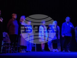 „Артисти със сребро в косите“ представят „Човекоядката", снимки – Даниел Димитров/БТА