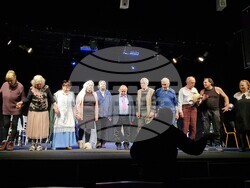 „Артисти със сребро в косите“ представят „Човекоядката", снимки – Даниел Димитров/БТА