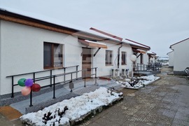 Село Главиница - Борислав Гуцанов - дом за стари хора