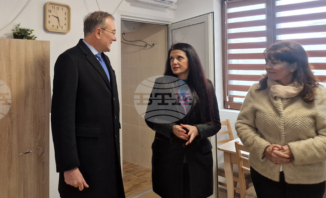 Social Policy Minister Opens Renovated Nursing Home in Glavinitsa
