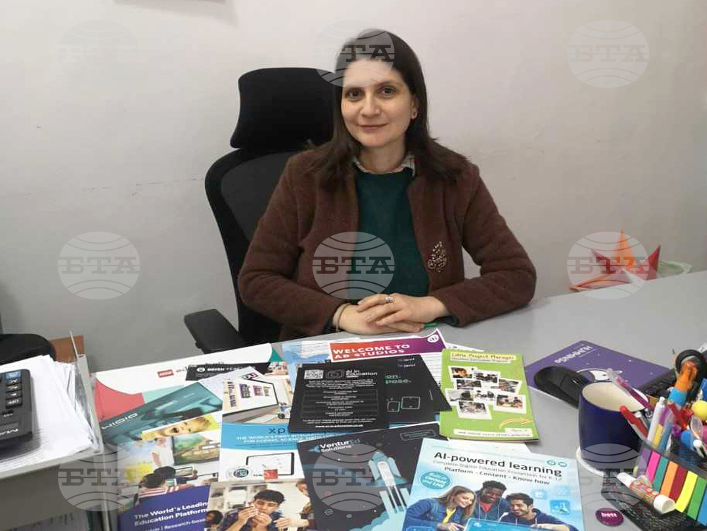 Развитието на образованието трябва да следва технологиите, казва зам.-директорът на Езиковата гимназия в Разград Светлана Великова