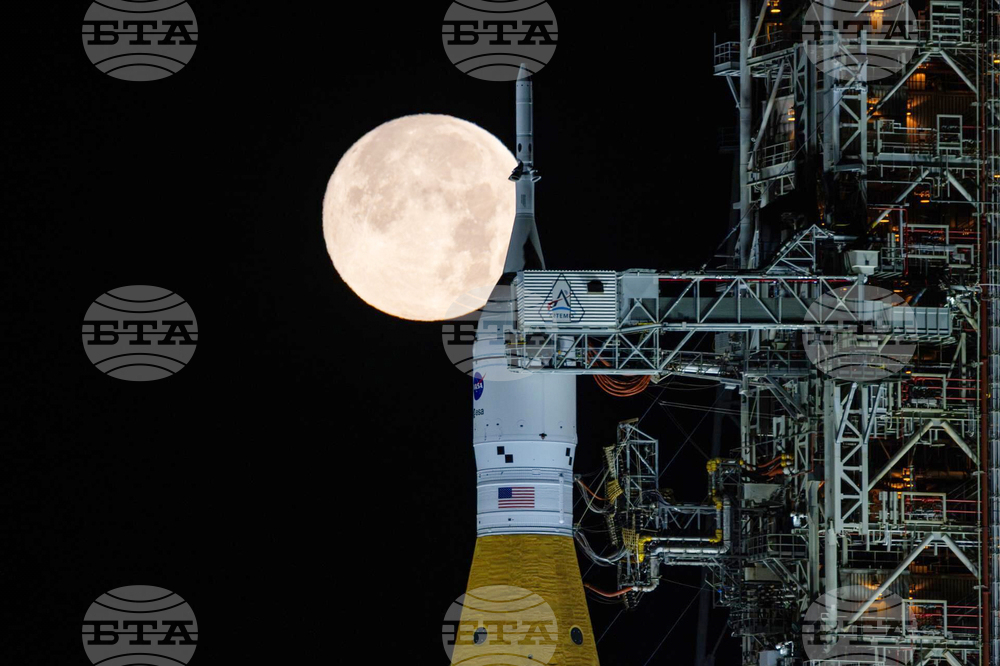 NASA Artemis Moonshot