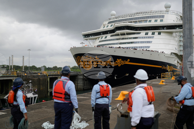 Panama Canal Disney Ship