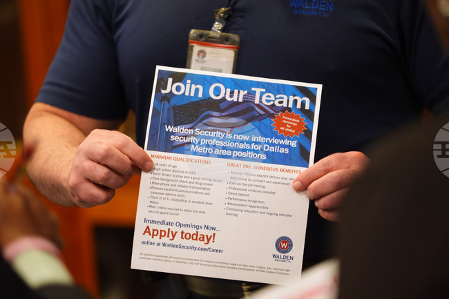 Заетостта в частния сектор на САЩ нараства по-слабо от очакваното през януари