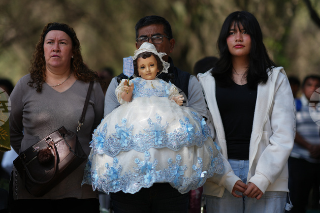 APTOPIX Mexico Candlemas