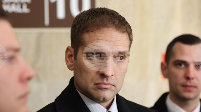 Стилиян Петров критикува решението на Българския футболен съюз националният отбор да играе контроли в Индонезия