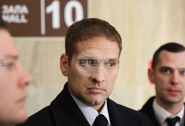 Стилиян Петров критикува решението на Българския футболен съюз националният отбор да играе контроли в Индонезия