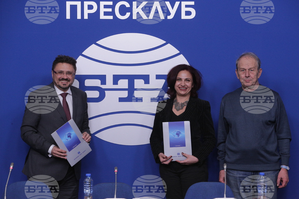 Национален пресклуб на БТА - договор - подписване