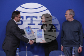 Национален пресклуб на БТА - договор - подписване