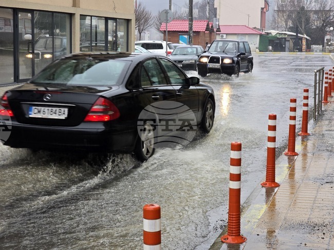 Над 100 хиляди евро възлизат щетите от обилните валежи в началото на януари в община Кирково