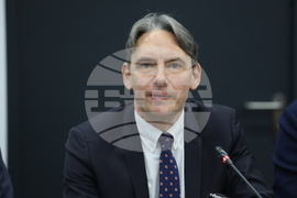 Интер експо център - публична дискусия - „Здравеопазването: възстановяване на доверието и нов обществен договор“