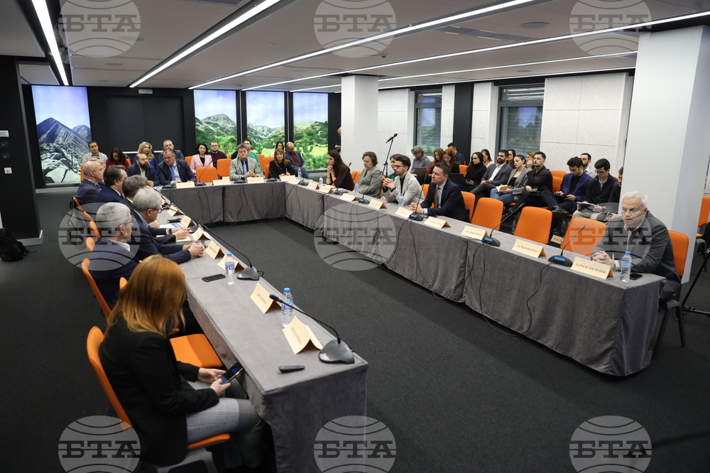 Интер експо център - публична дискусия - „Здравеопазването: възстановяване на доверието и нов обществен договор“