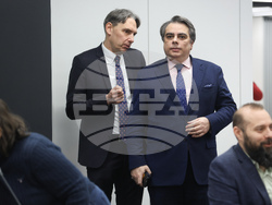 Интер експо център - публична дискусия - „Здравеопазването: възстановяване на доверието и нов обществен договор“