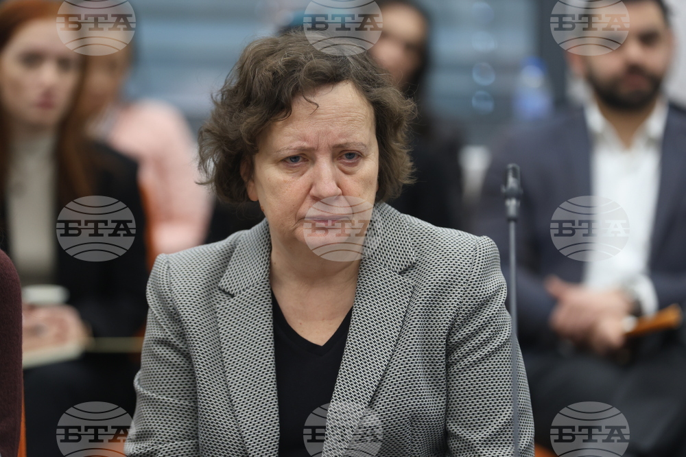 Интер експо център - публична дискусия - „Здравеопазването: възстановяване на доверието и нов обществен договор“