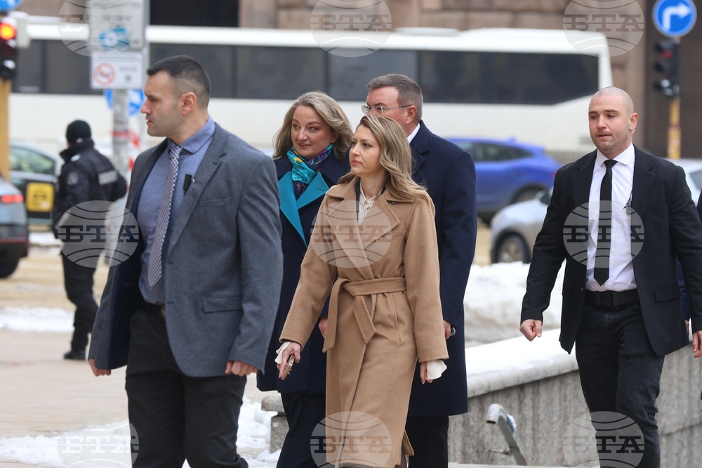 ГЕРБ-СДС - президент - консултации - пристигане