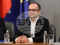 Министерски съвет - Механизъм за еврото - брифинг - Александър Колячев