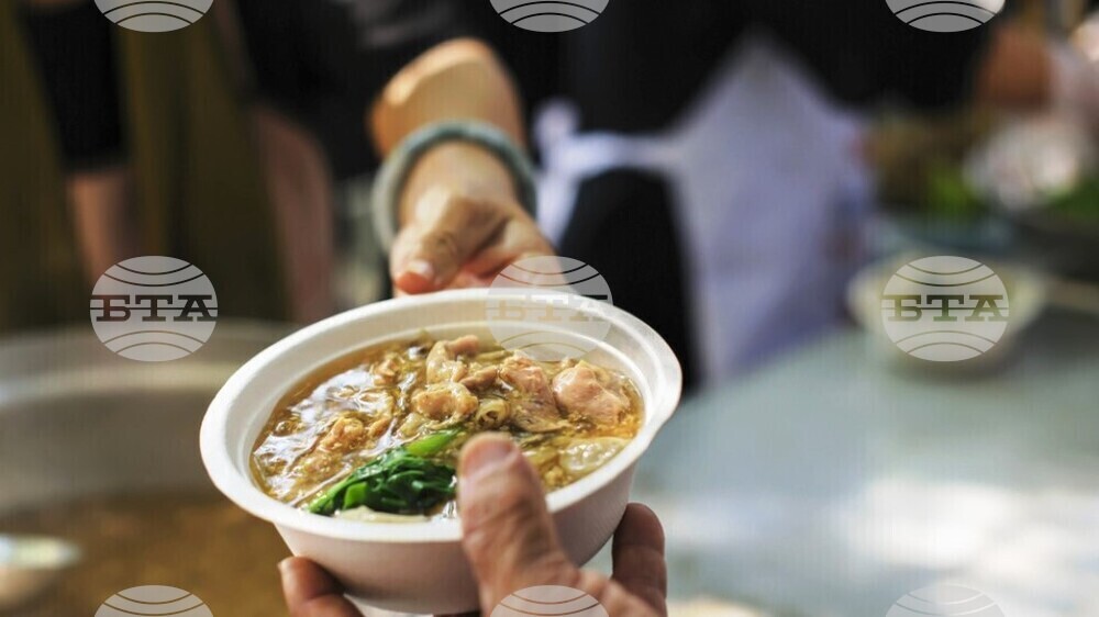 Община Бургас удължава услугата „Топъл обяд" до 30 юни