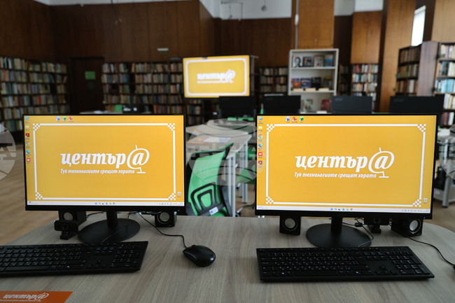 Новоизграден дигитален клуб беше открит в Градската библиотека в Асеновград