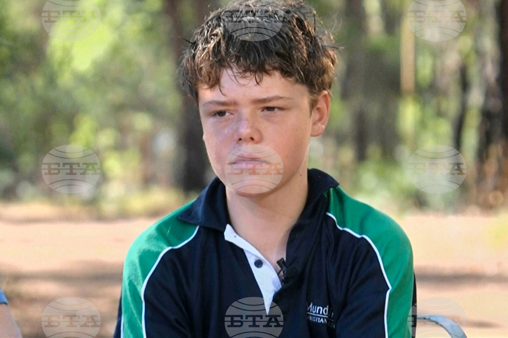 CORRECTION Australia Swimmer